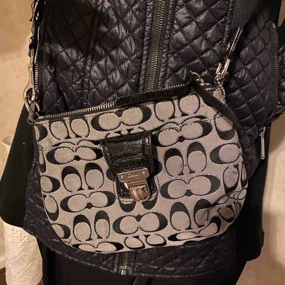 Coach purse - Picture 7 of 7